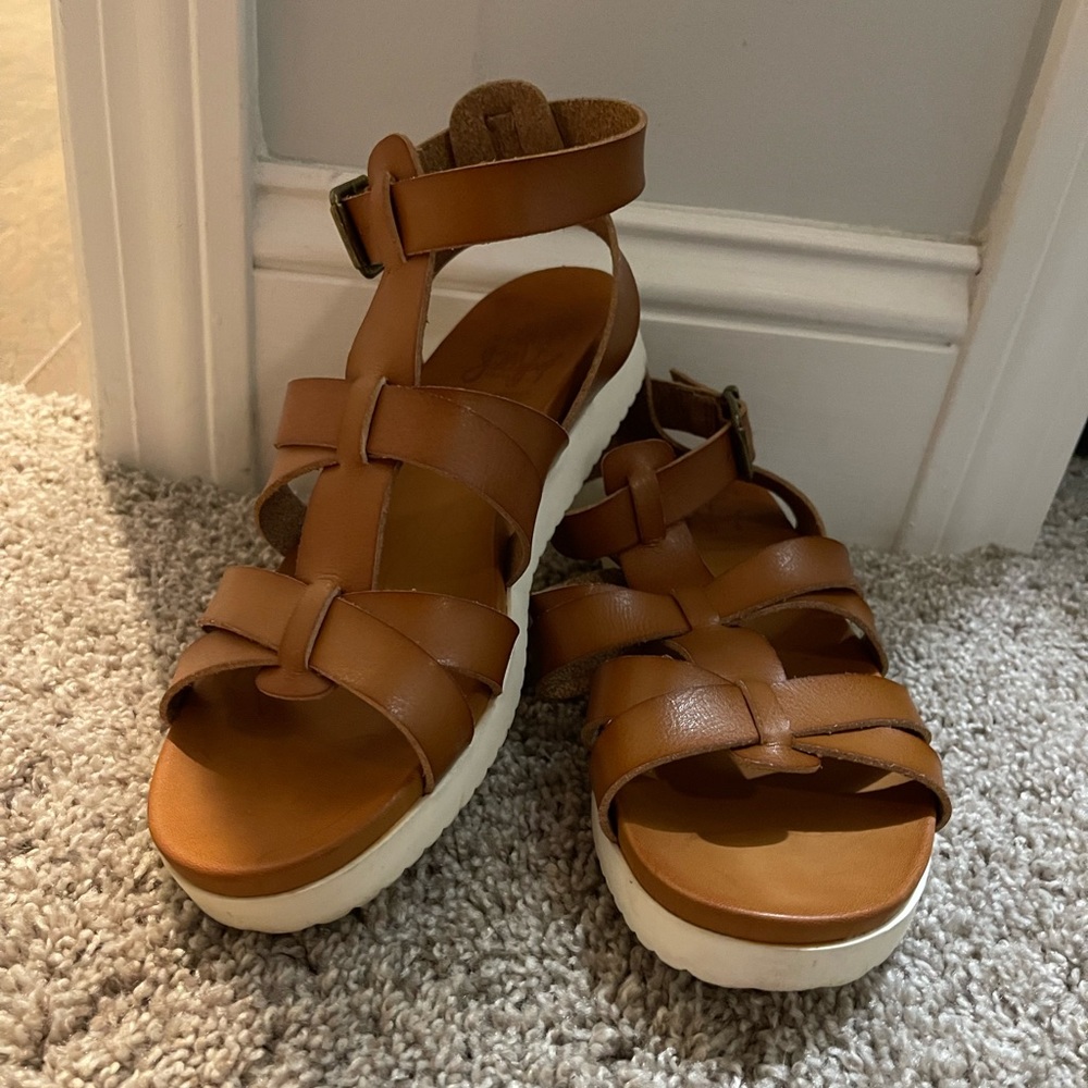 Gladiator sandals